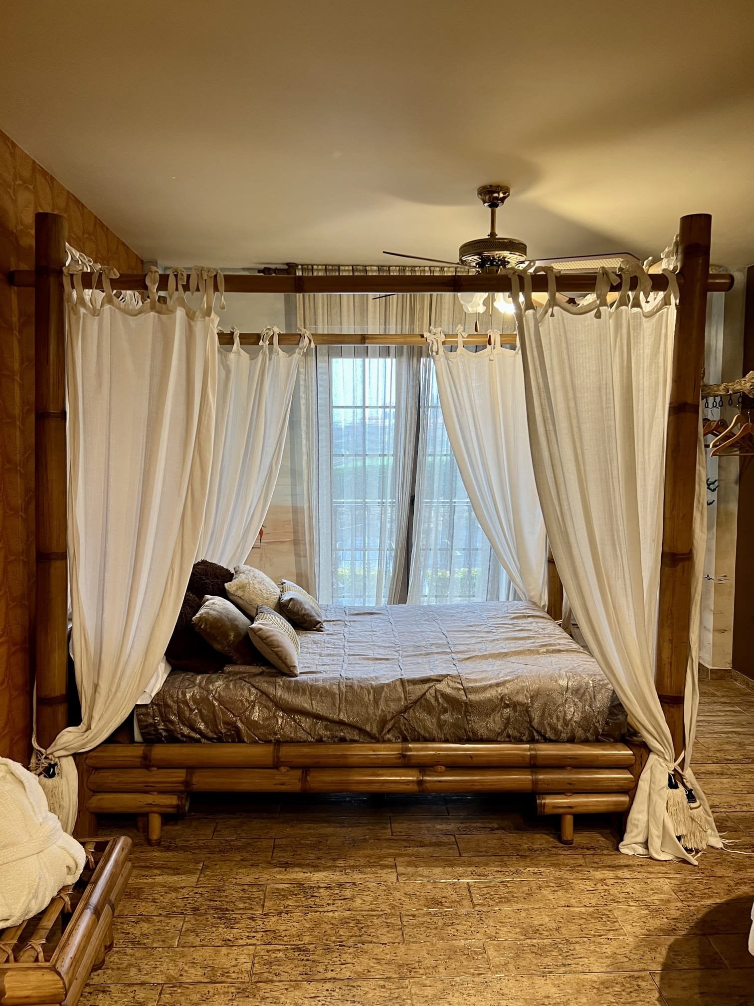 Habitación temática ambientada en África